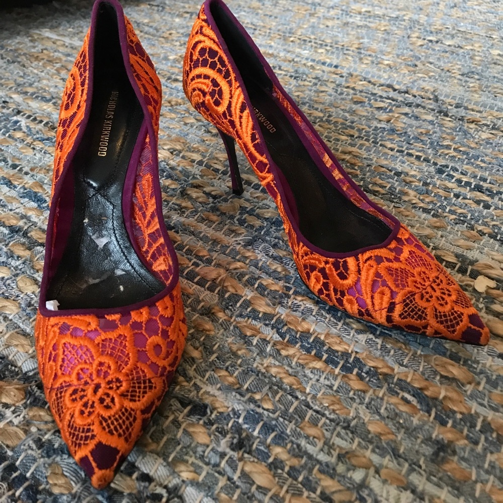 Nicholas Kirkwood embroidered tulle pumps - Picture 2 of 5